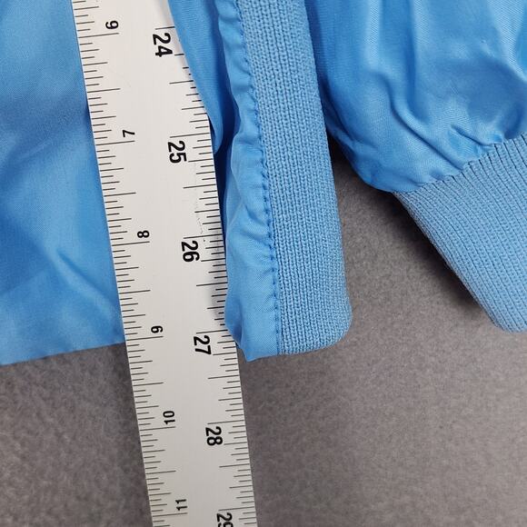 VINTAGE IZOD LACOSTE Jacket Mens Medium Blue Windbreaker 90s Retro Vented Light - Picture 4 of 15